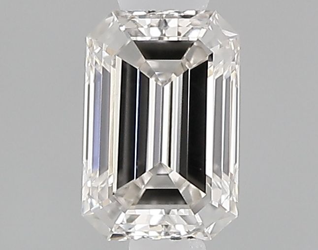 0.40 ct Emerald diamond