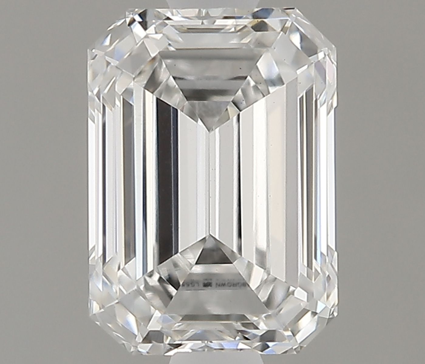 0.90 ct. emerald Lab Grown Diamond front image
