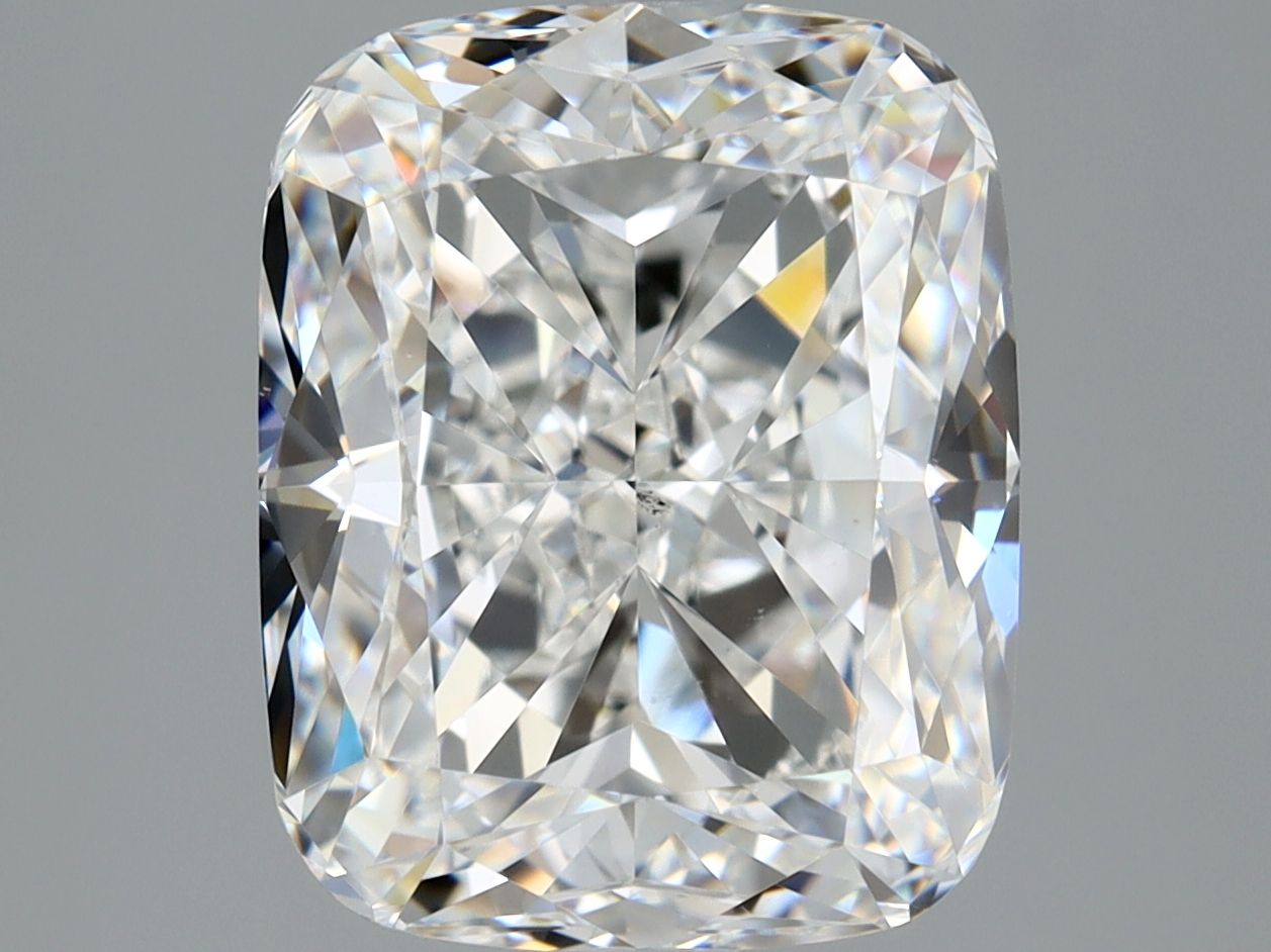 3.01 ct Cushion Brilliant diamond