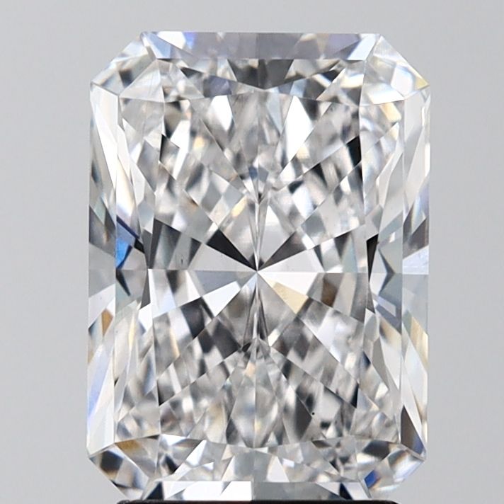 2.84 ct. radiant Lab Grown Diamond front image