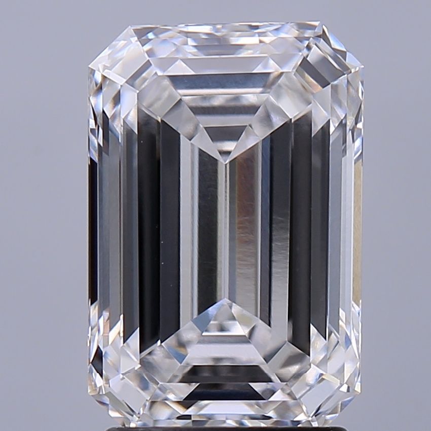 2.49 ct. emerald Lab Grown Diamond front image
