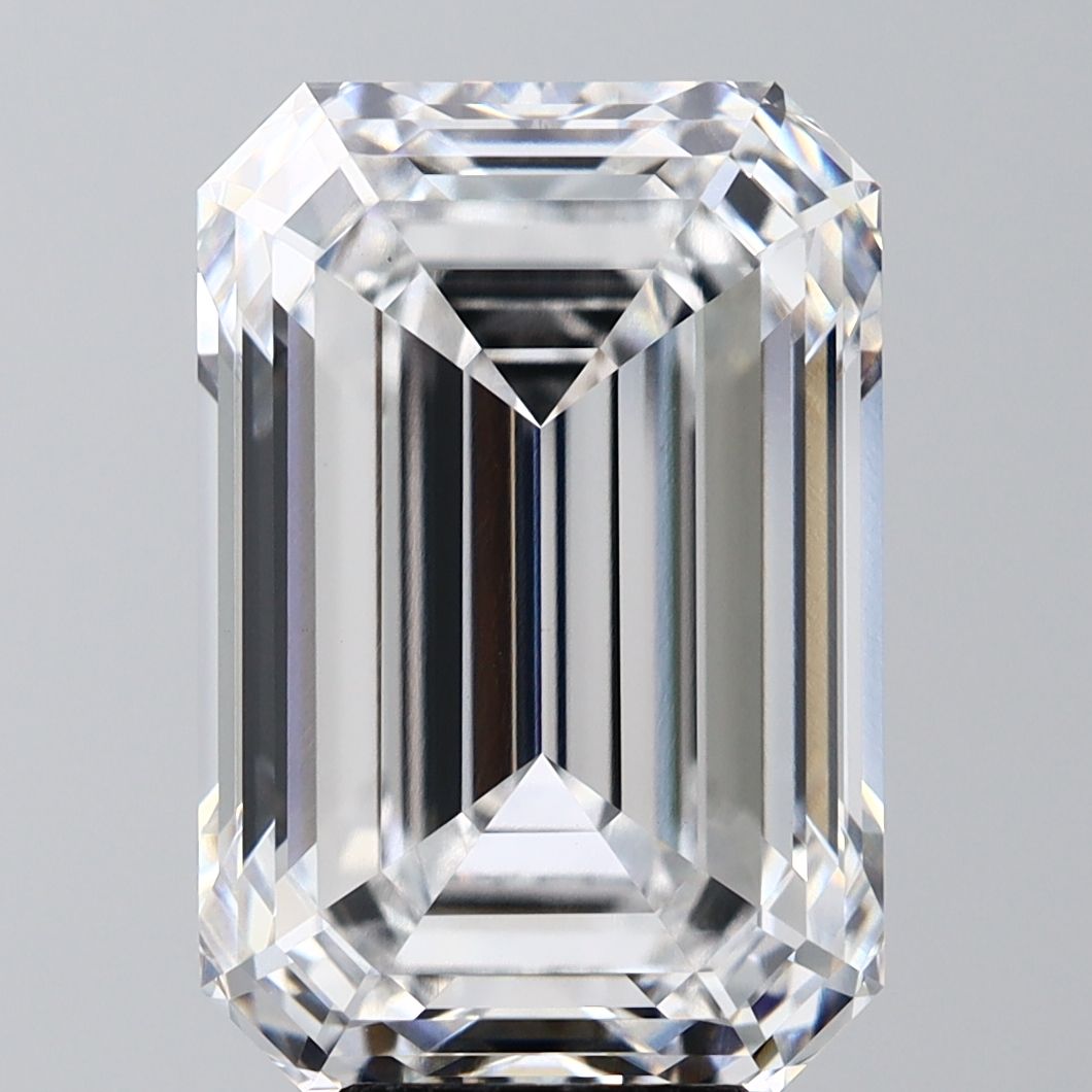 9.09 ct. emerald Lab Grown Diamond front image