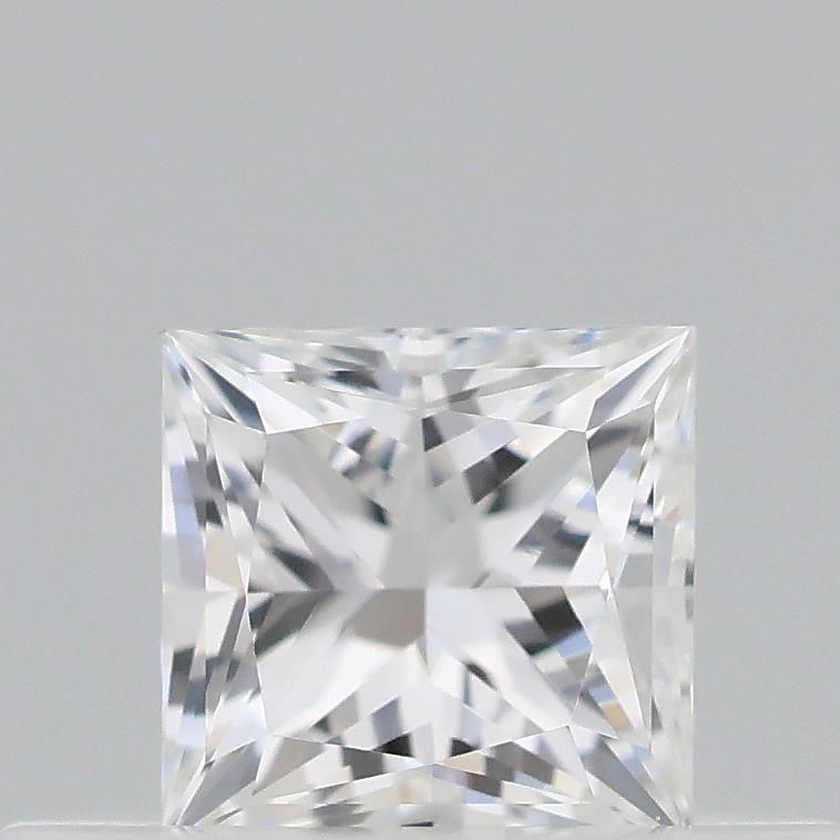 0.29 ct lab-grown Princess Diamond