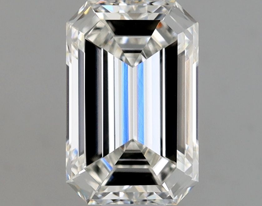 0.70 ct Emerald diamond