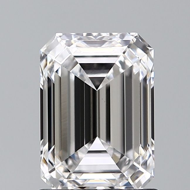 1.53 ct. emerald Lab Grown Diamond front image