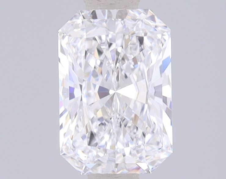 1.05 ct. radiant Lab Grown Diamond front image