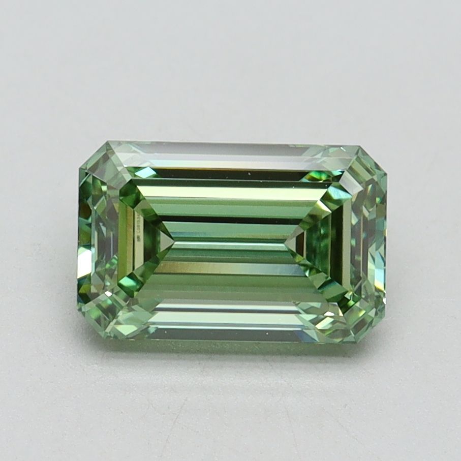 1.54 ct. emerald Lab Grown Diamond front image