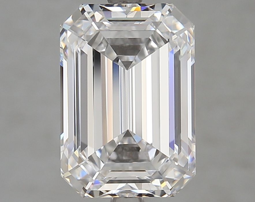 4.17 ct. emerald Lab Grown Diamond front image