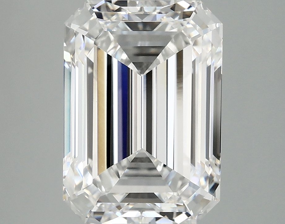 4.05 ct. emerald Lab Grown Diamond front image