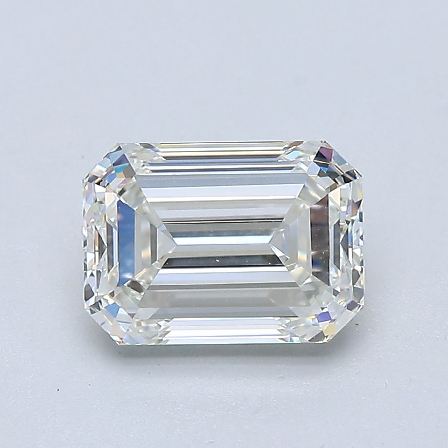 1.80 ct Emerald diamond