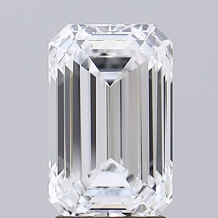 2.59 ct. emerald Lab Grown Diamond front image