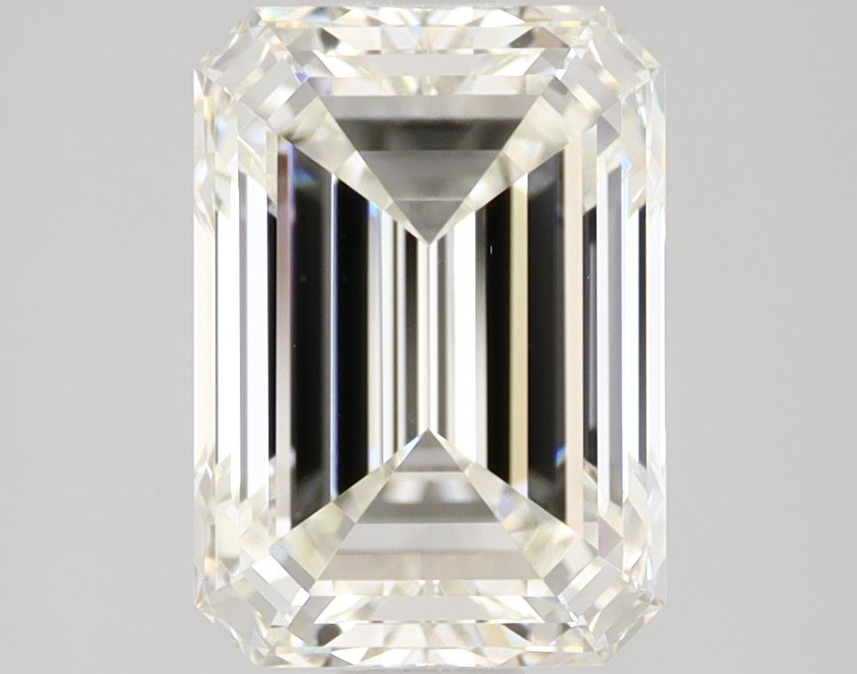 2.50 ct Emerald diamond