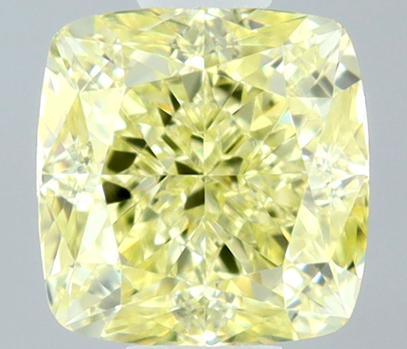 Diament 0.43 ct Fancy Yellow/VS1