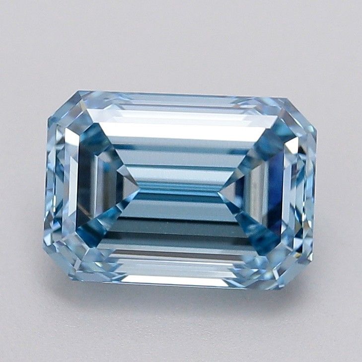2.82 ct Emerald diamond