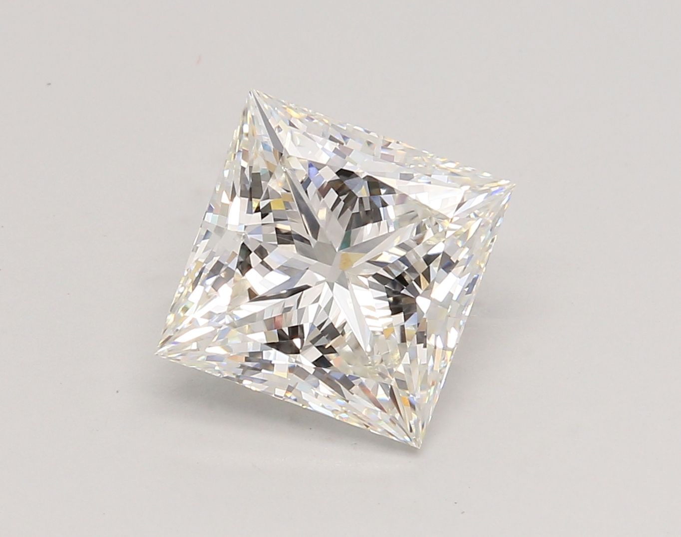 4.00 ct. princess Lab Grown Diamond front image