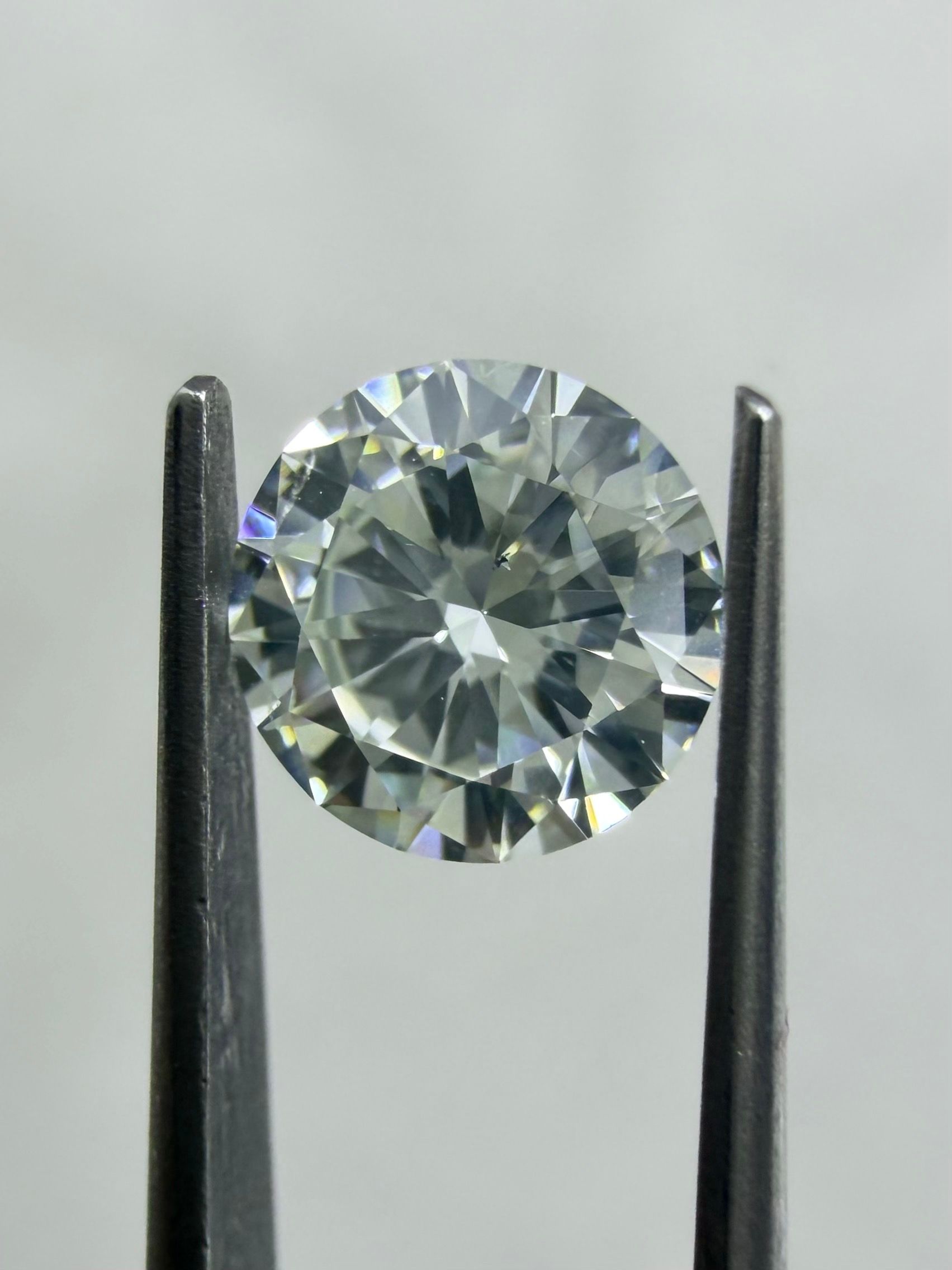 Diament 0.71 ct Very Light Green/VS2