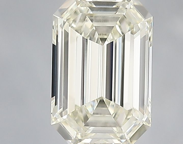 0.70 ct Emerald diamond
