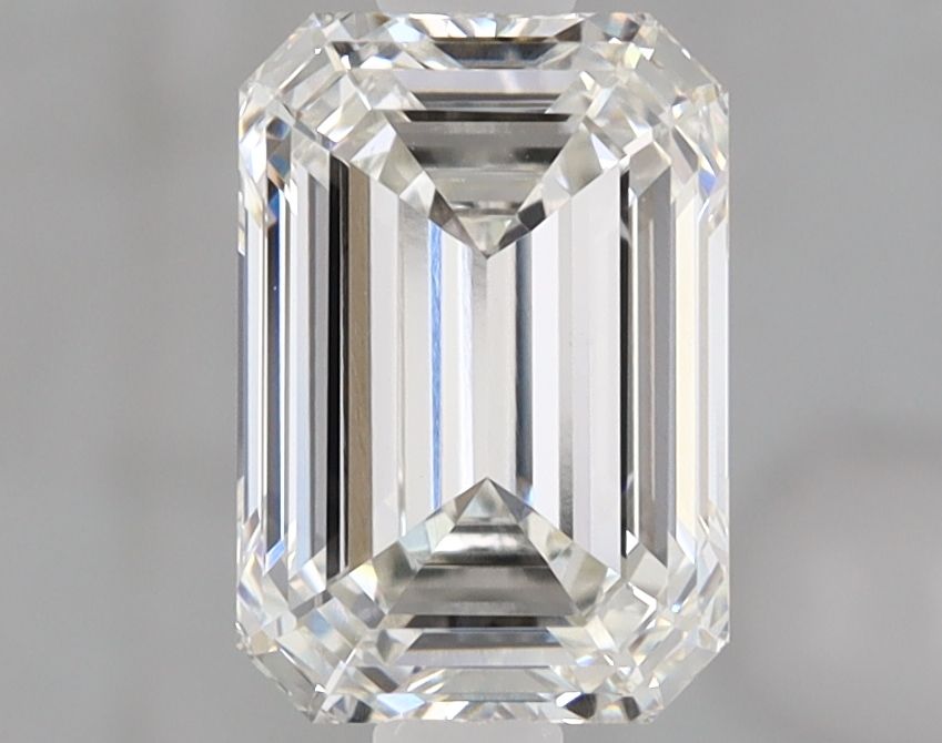 1.55 ct. emerald Lab Grown Diamond front image