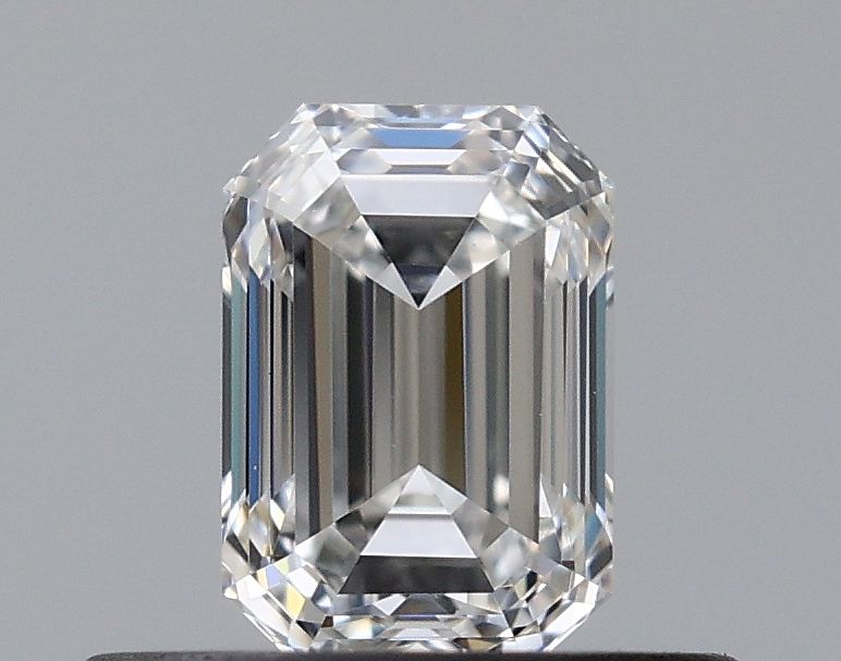 0.40 ct Emerald diamond