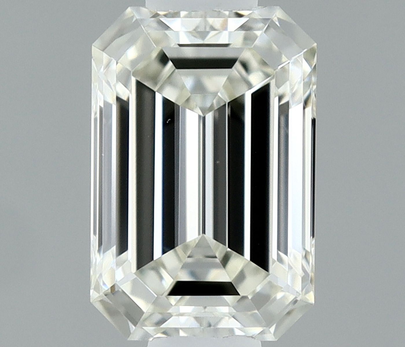 0.4 ct Emerald Diamond