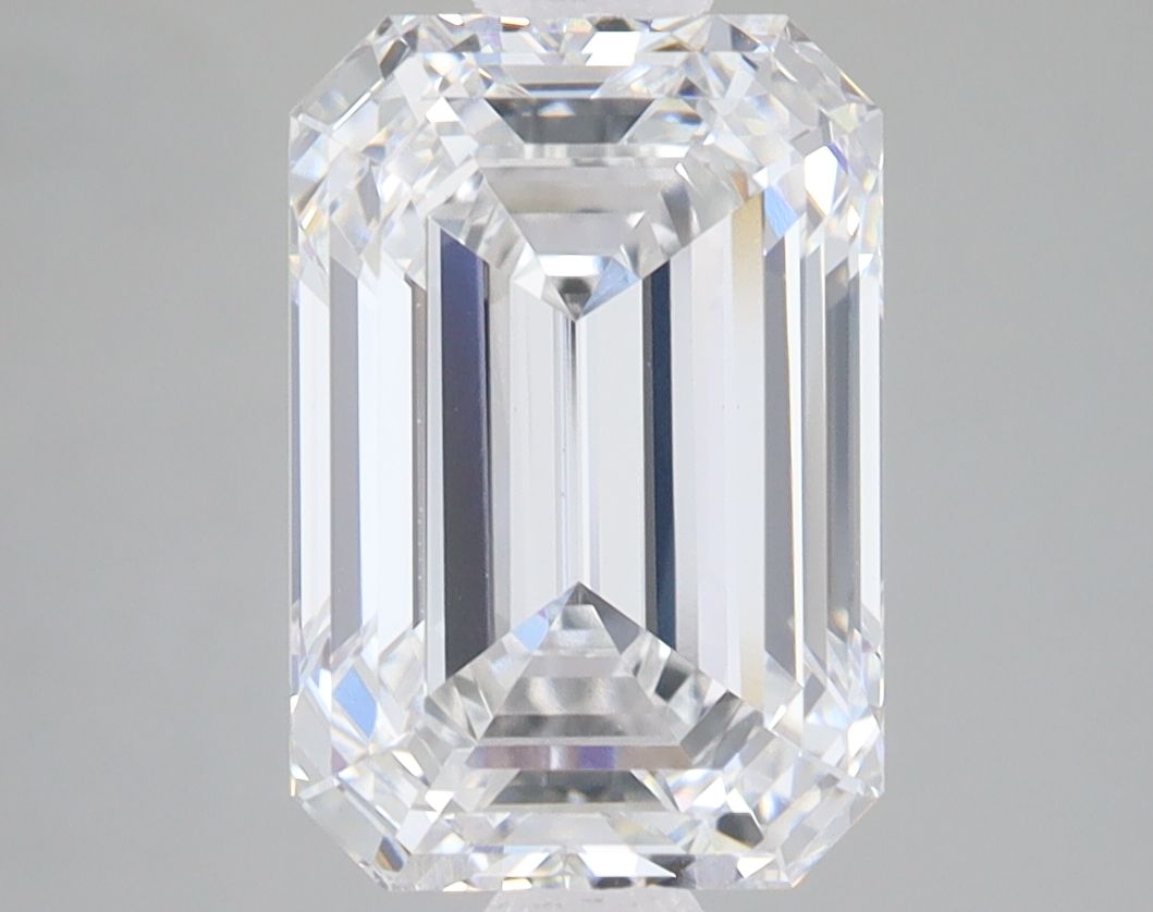 4.37 ct. emerald Lab Grown Diamond front image