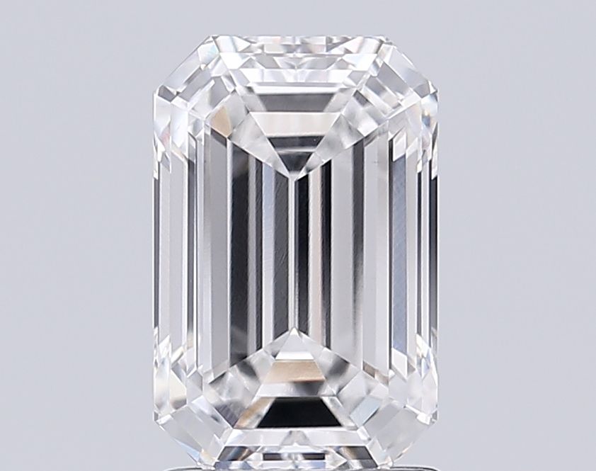 3.04 ct. emerald Lab Grown Diamond front image