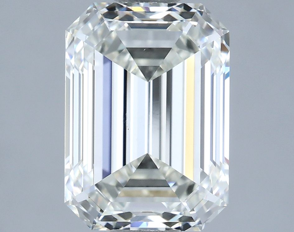 2.51 ct Emerald diamond