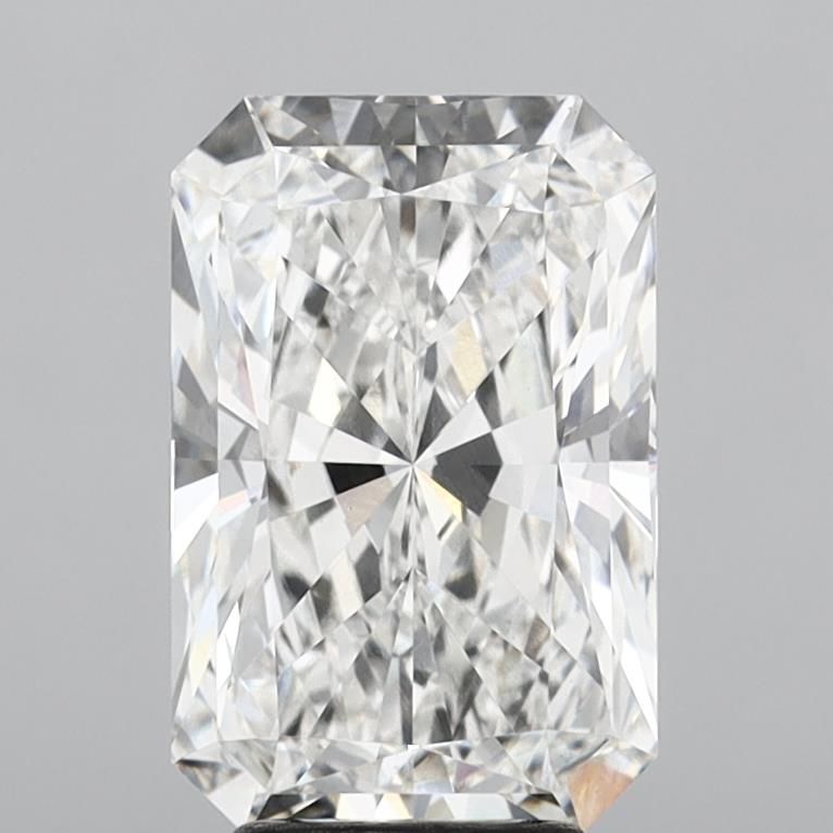 5.05 ct. radiant Lab Grown Diamond front image