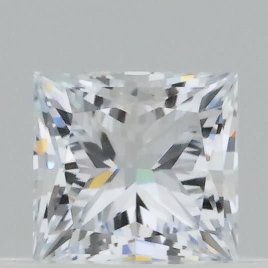 0.37 ct lab-grown Princess Diamond