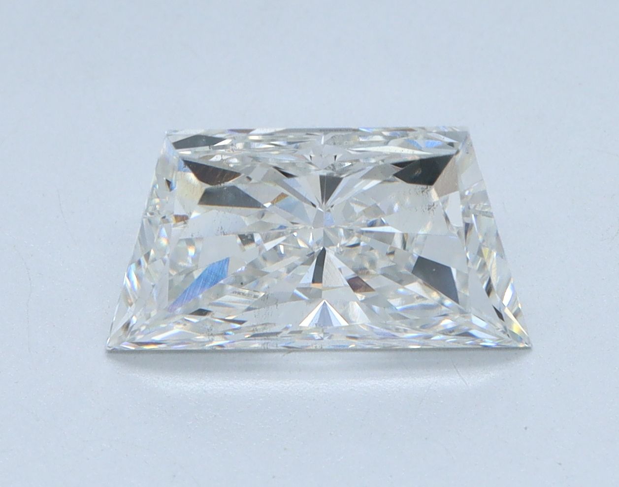 2.26 ct lab-grown Trapezoid Diamond