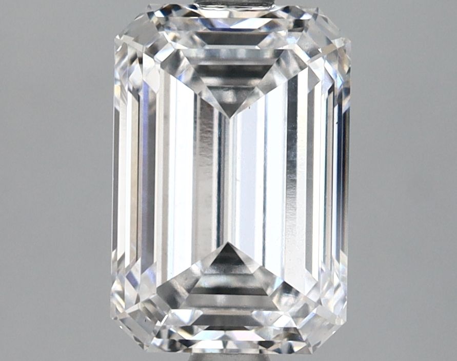 2.52 ct. emerald Lab Grown Diamond front image