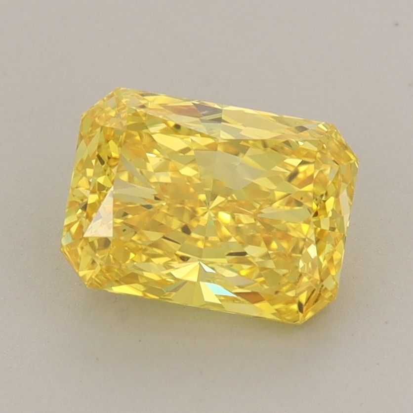 1.56 ct Radiant diamond