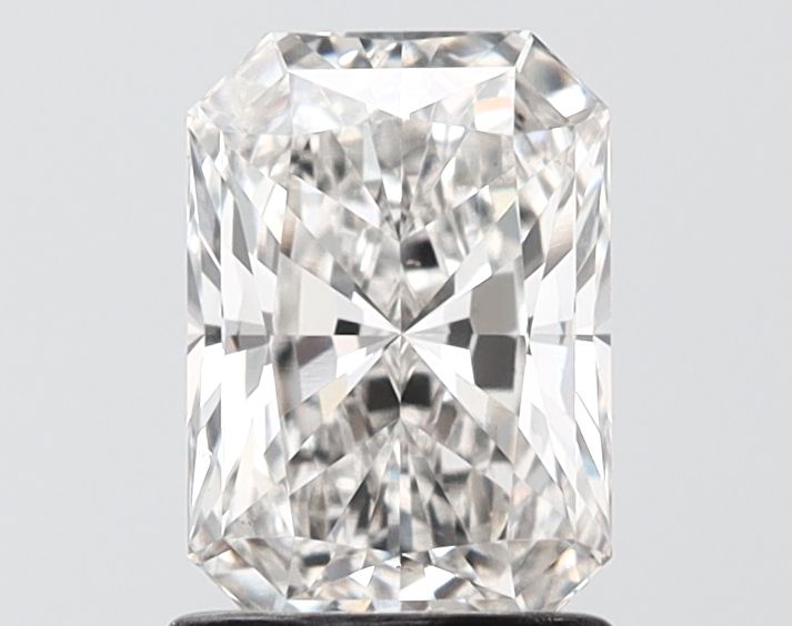 1.4 ct lab-grown Radiant Diamond