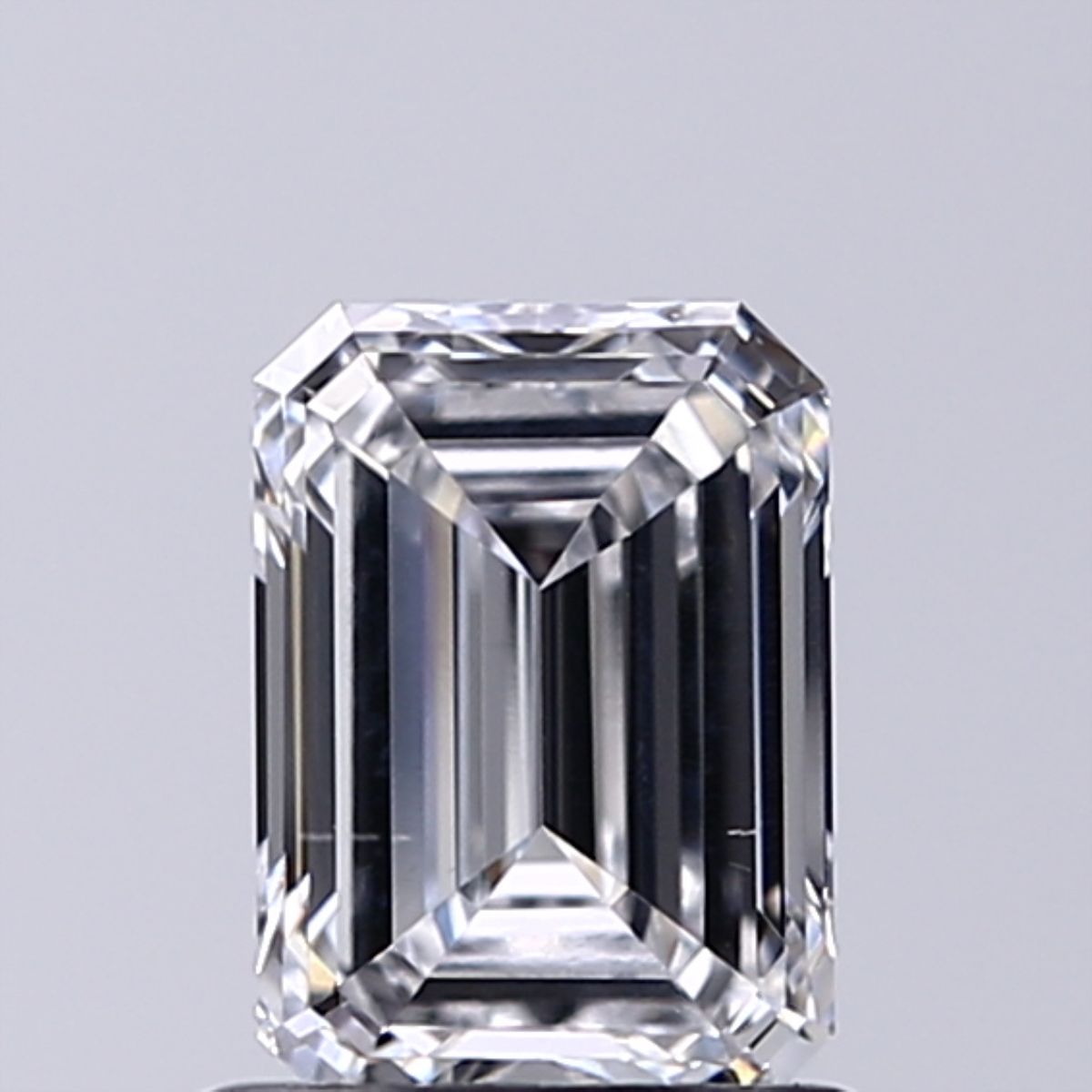 1.00 ct. emerald Lab Grown Diamond front image