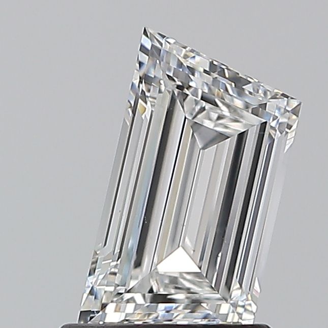 0.9 ct Trapezoid Diamond