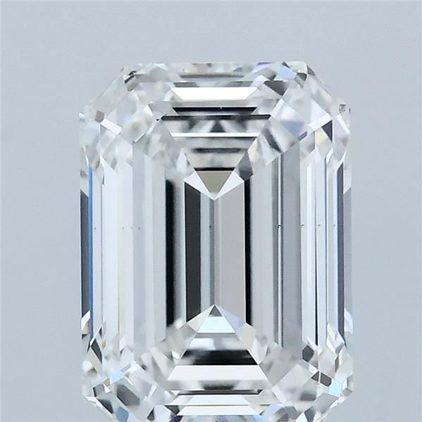 2.56 ct Emerald diamond