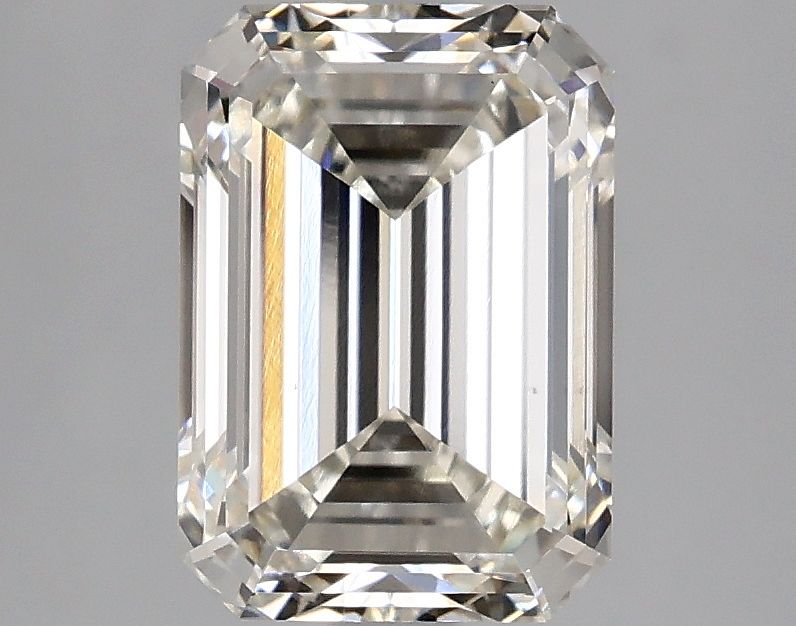 2.59 ct Emerald diamond