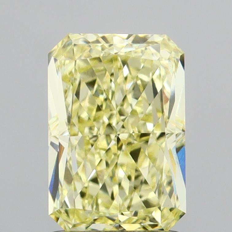 1.57 ct Radiant diamond