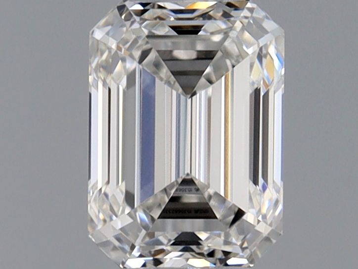 0.39 ct Emerald diamond