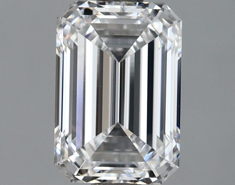 1.67 ct. emerald Lab Grown Diamond front image