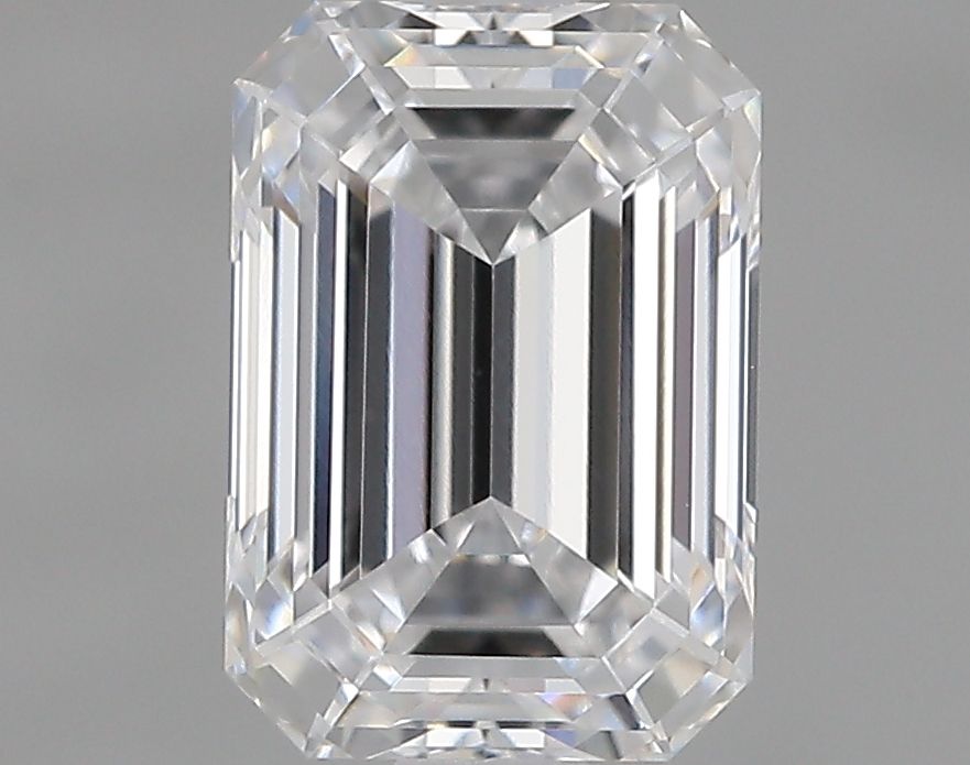1.05 ct. emerald Lab Grown Diamond front image