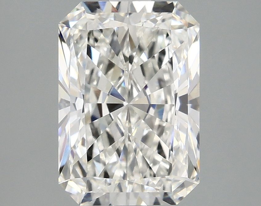 2.59 ct. radiant Lab Grown Diamond front image