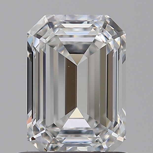 1.05 ct. emerald Lab Grown Diamond front image