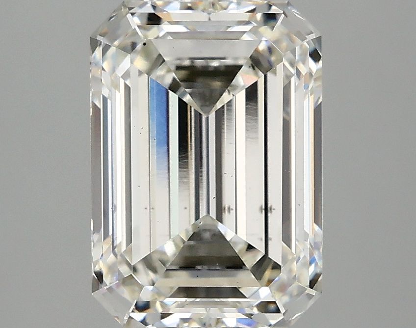 3.06 ct Emerald diamond