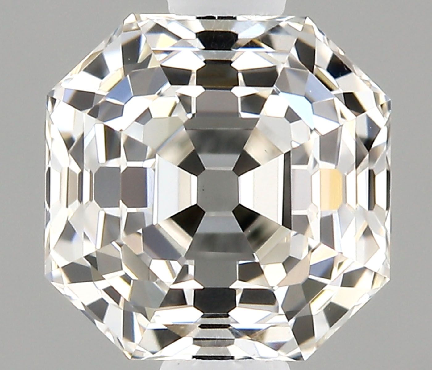 Diamant Asscher 0.90 ct - Couleur J - Pureté VS1