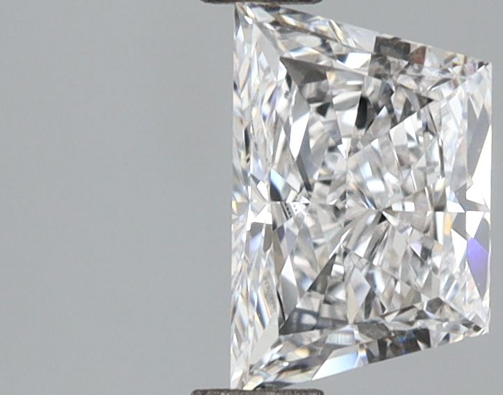 1.16 ct lab-grown Trapezoid Diamond