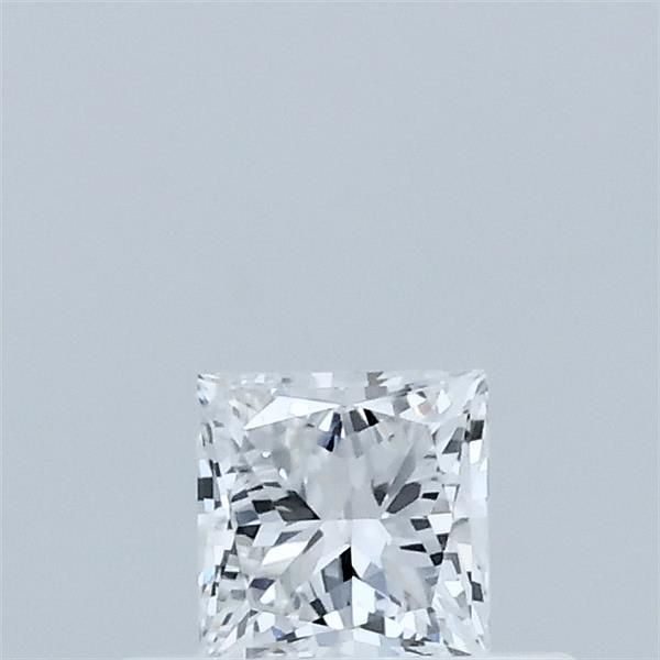 0.34 ct lab-grown Princess Diamond