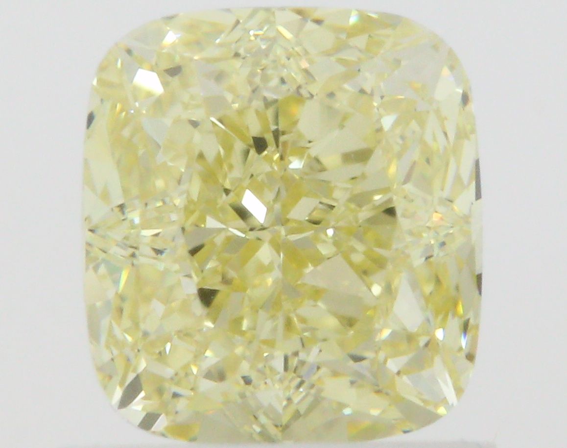 1.06 ct Cushion Brilliant diamond