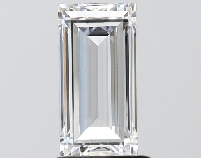 1.55 ct lab-grown Baguette Diamond