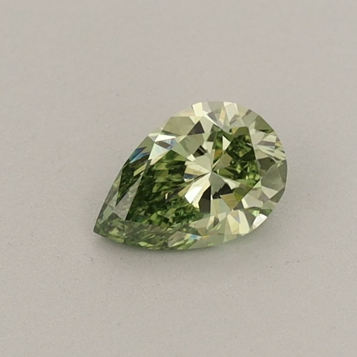 0.29 CT Fancy Vivid Green PEAR